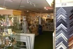 Art gallery and gift display inside Art Effects picture framers Southampton
